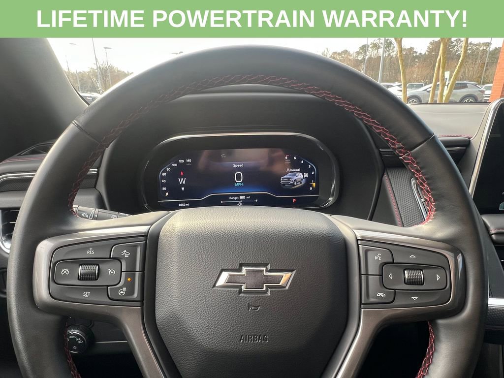 Used 2024 Chevrolet Suburban RST w/ Luxury Package image 7