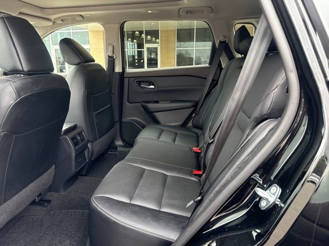 Used 2023 Nissan Rogue SL image 19