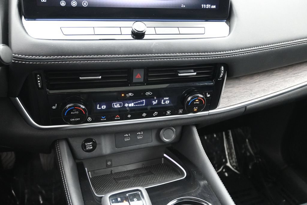 Used 2026 Nissan Rogue Platinum w/ Platinum Premium Package AWD/4WD image 18