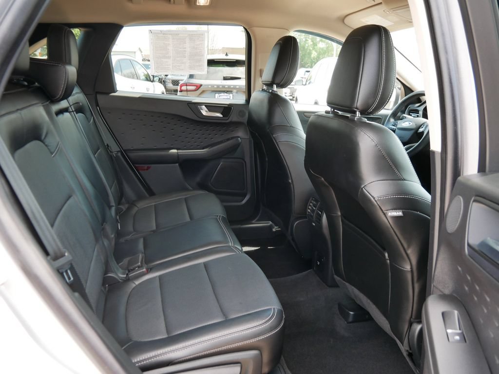 Certified 2020 Ford Escape Titanium AWD/4WD image 12