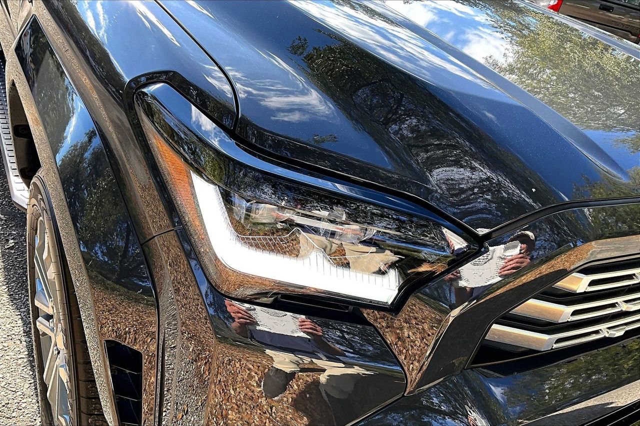 Used 2025 Toyota 4Runner Limited image 29