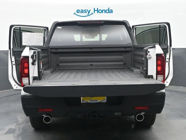 Used 2025 Honda Ridgeline Black Edition image 40