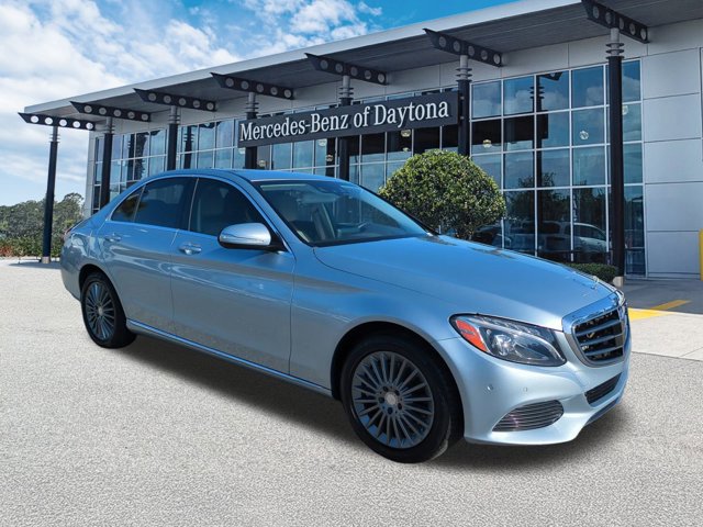 Used 2015 Mercedes-Benz C 300 4MATIC Sedan image 2