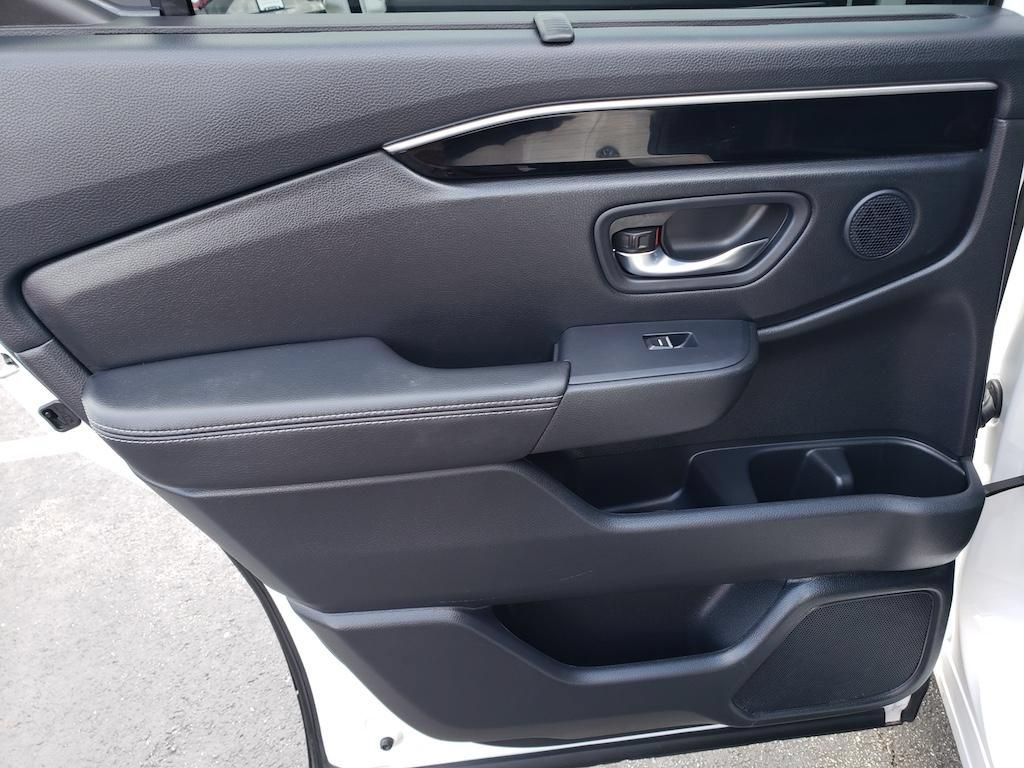 Used 2025 Honda Pilot EX-L image 31