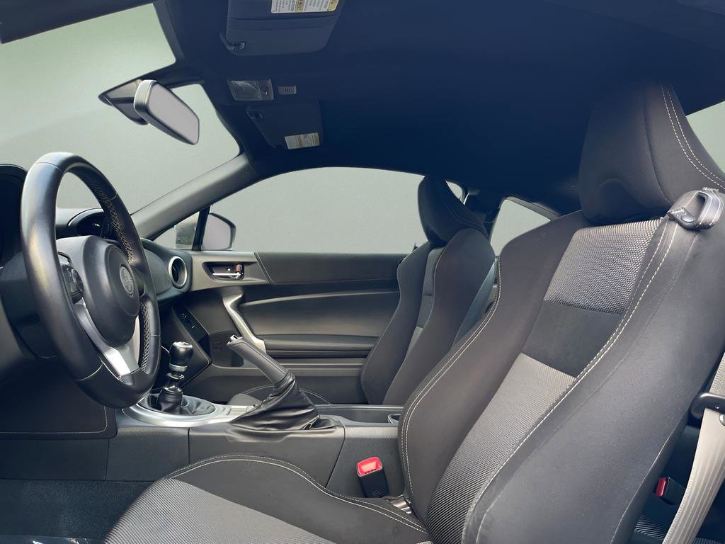 Used 2020 Toyota 86 image 17