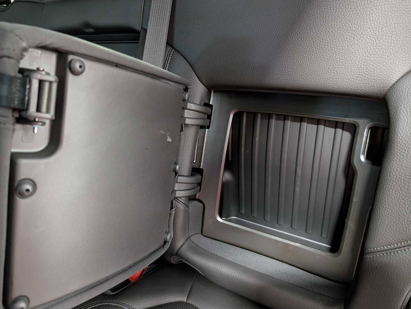 Used 2023 GMC Sierra 2500 Denali w/ Denali Ultimate Package image 25