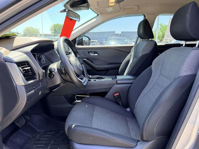 Used 2022 Nissan Rogue SV FWD image 16