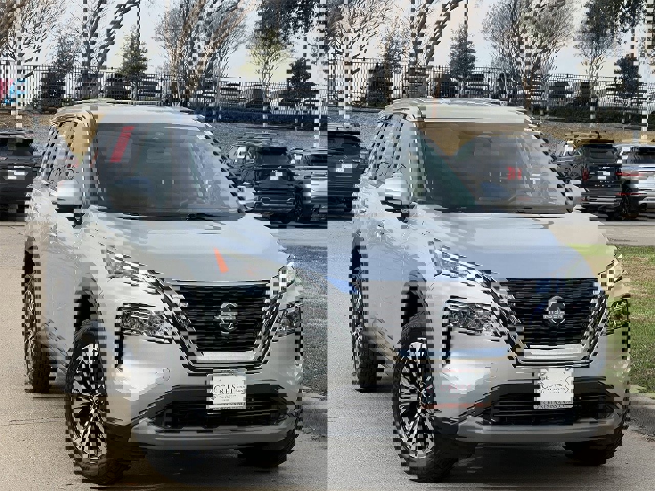 Certified 2022 Nissan Rogue SV image 2