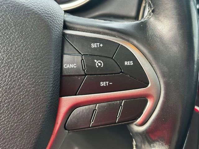 Used 2019 Jeep Grand Cherokee Limited w/ Luxury Group II AWD/4WD image 19