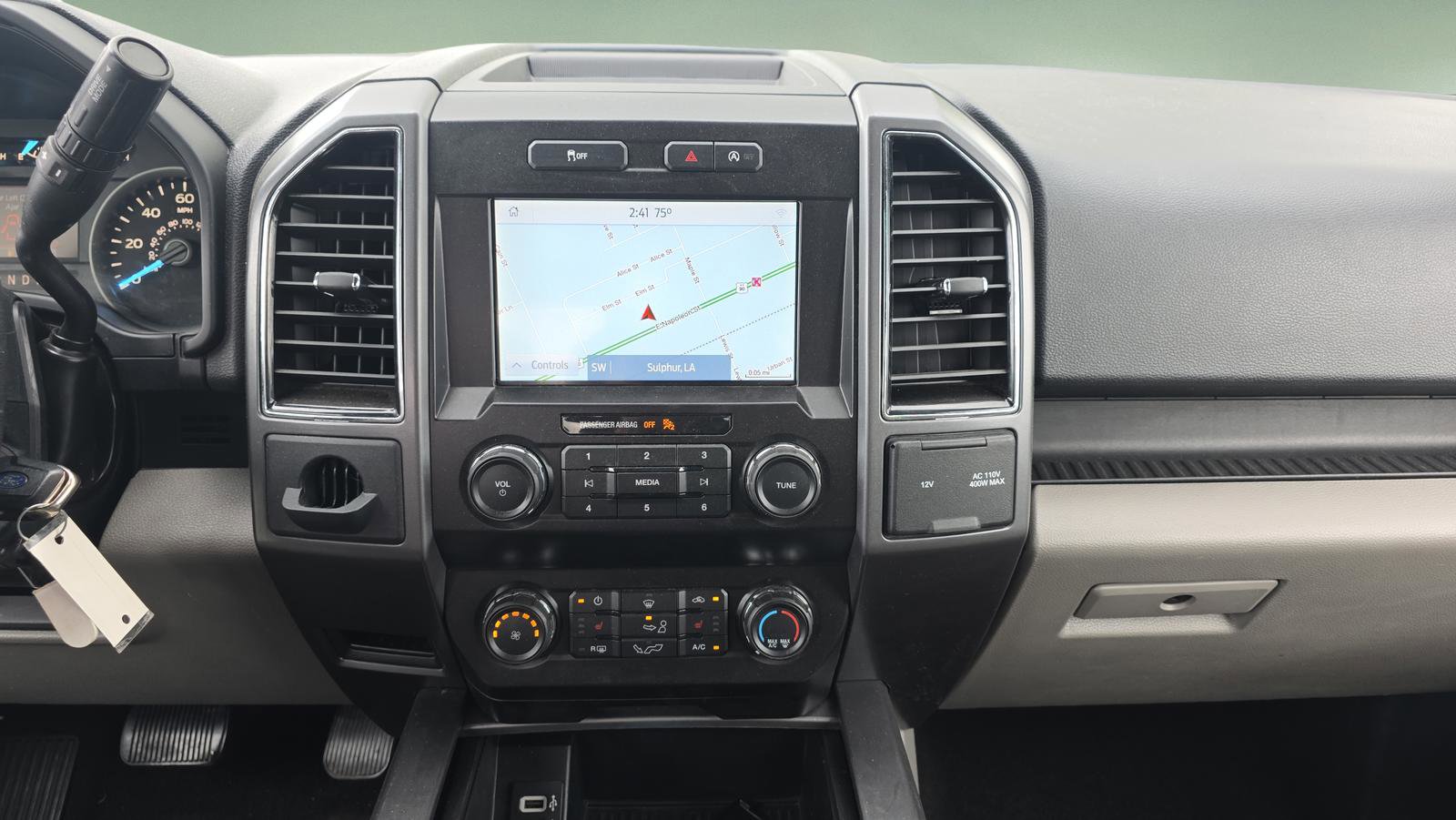 Used 2020 Ford F150 XLT w/ Equipment Group 302A Luxury RWD image 12