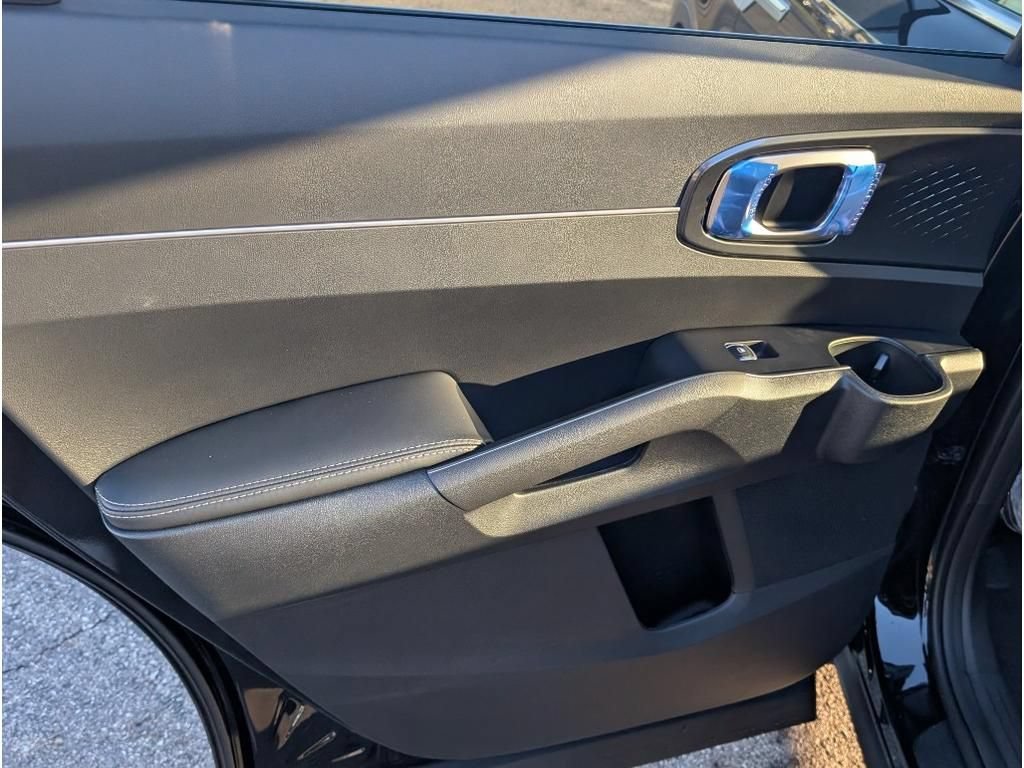 New 2026 Kia Sorento S w/ S Panoramic Sunroof Package AWD/4WD image 10
