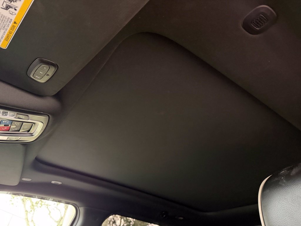 Used 2023 RAM 1500 Laramie AWD/4WD image 12