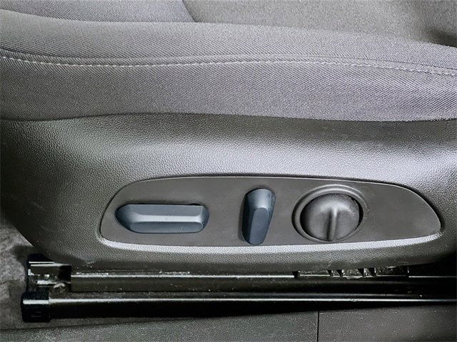 Used 2024 Chevrolet Malibu LT image 11