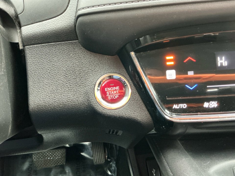 Used 2016 Honda HR-V EX image 22