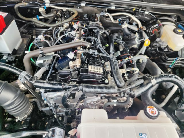Certified 2025 Toyota 4Runner SR5 AWD/4WD image 31