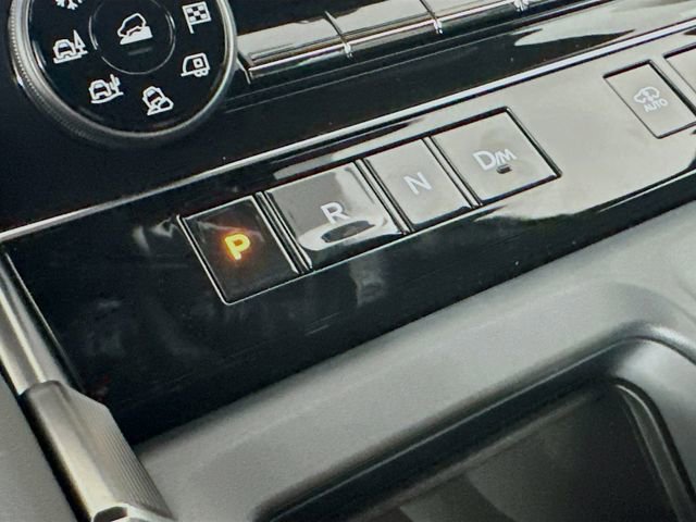 New 2026 Nissan Armada PRO-4X AWD/4WD image 17