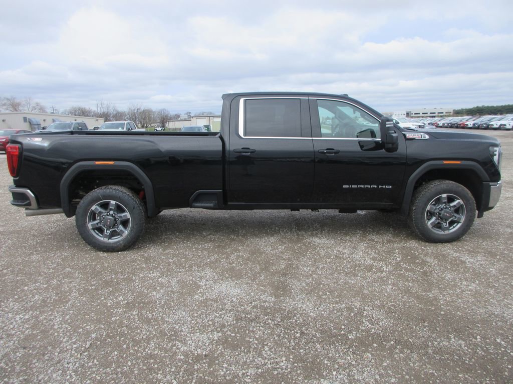 New 2026 GMC Sierra 3500 SLE w/ SLE Value Package image 3
