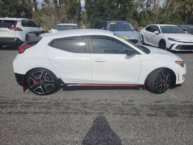 Used 2022 Hyundai Veloster N image 3