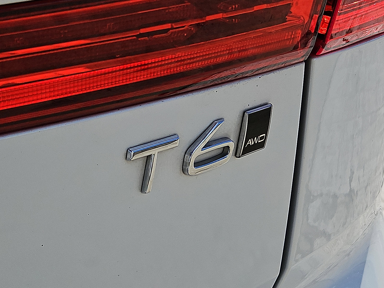 Used 2021 Volvo XC60 T6 R-Design image 30