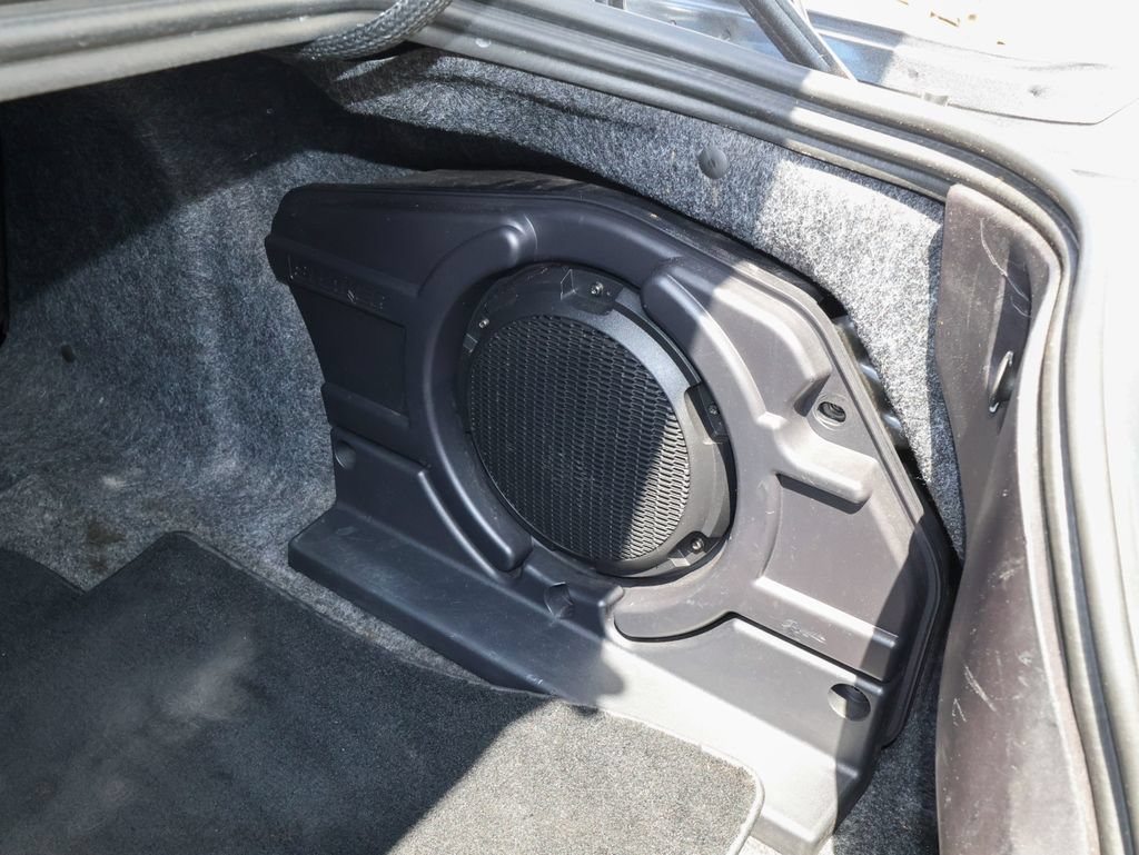 Used 2016 Ford Mustang GT RWD image 11