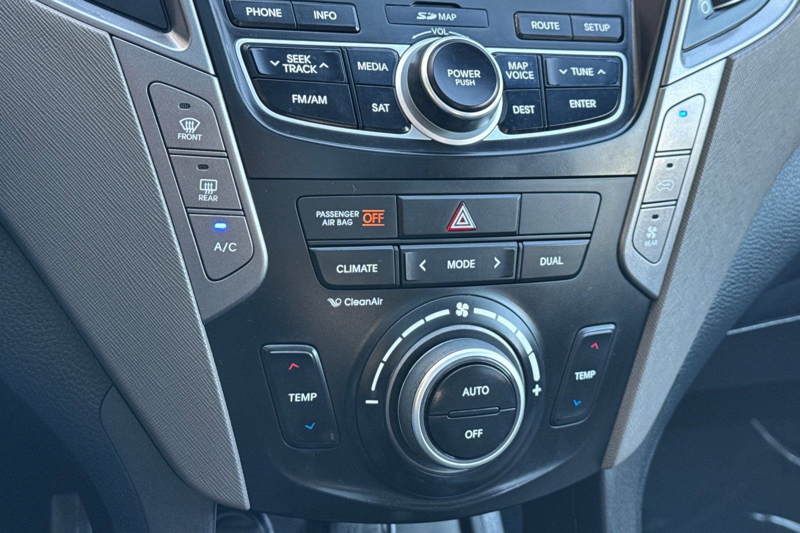 Used 2014 Hyundai Santa Fe GLS w/ Ultimate Package 06 FWD image 22