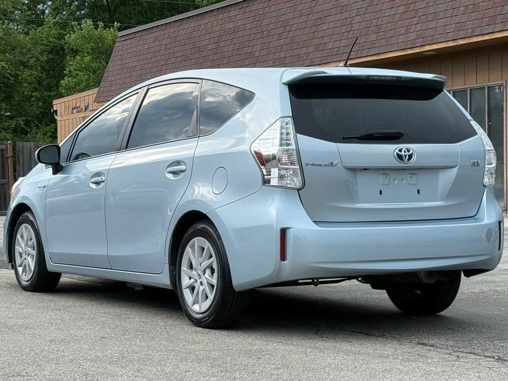 Used 2013 Toyota Prius V Two FWD image 3