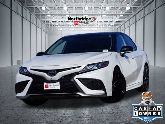 Used 2023 Toyota Camry XSE w/ Navigation Package FWD image 1