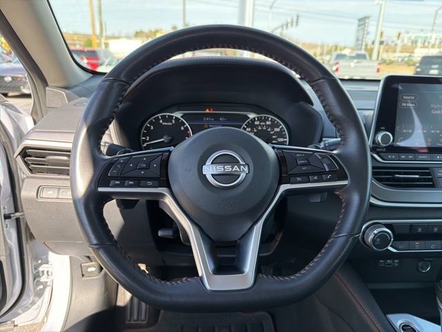 Used 2024 Nissan Altima 2.5 SR image 13