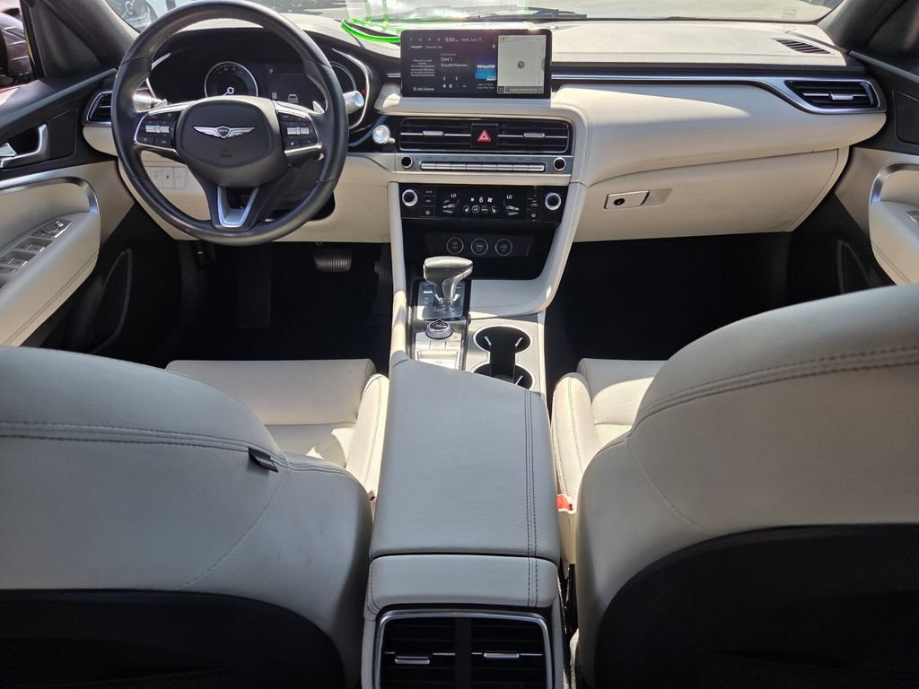 Used 2025 Genesis G70 2.5T RWD image 13