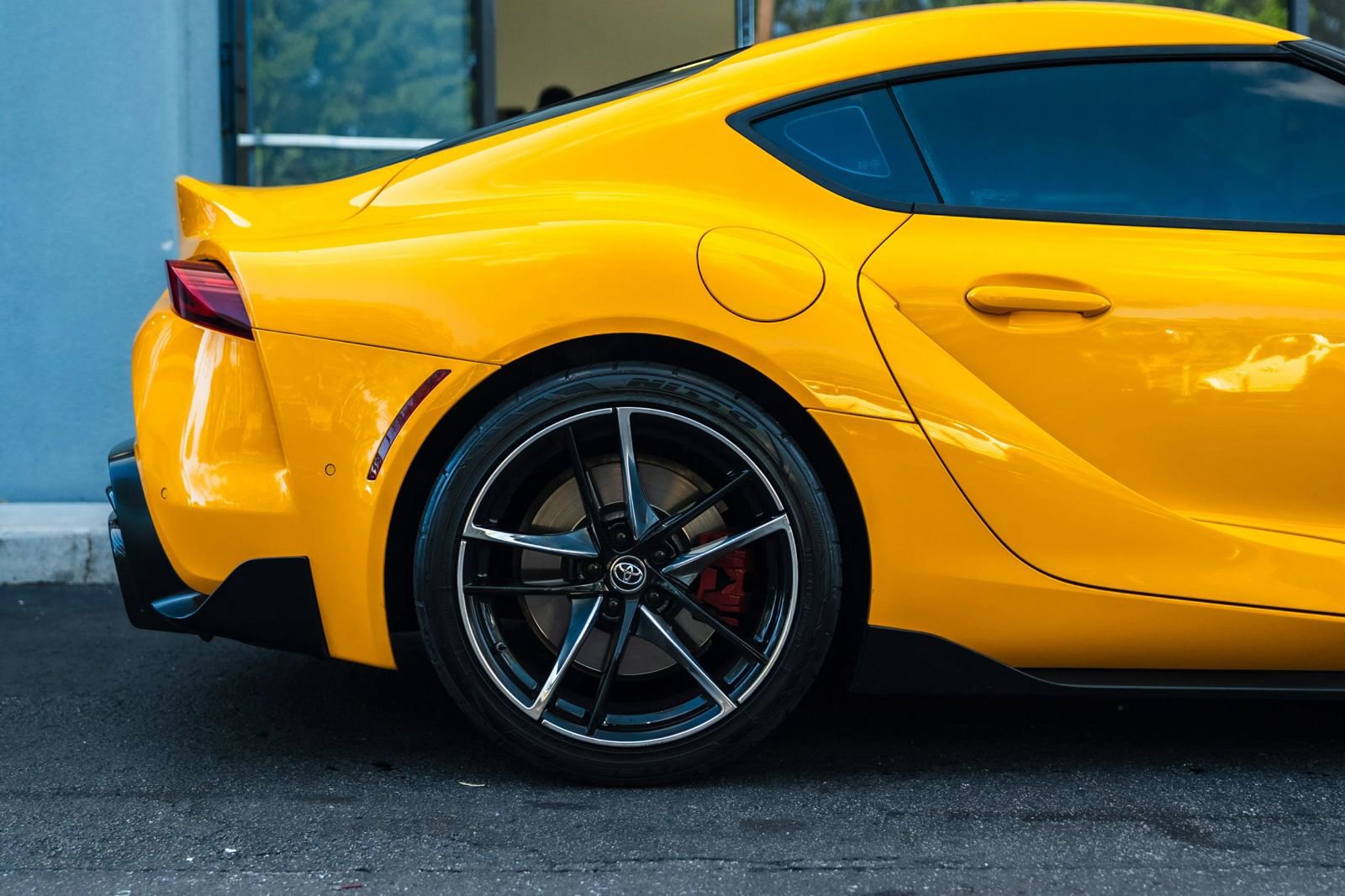 Used 2021 Toyota Supra Premium w/ Driver Assist Package image 8