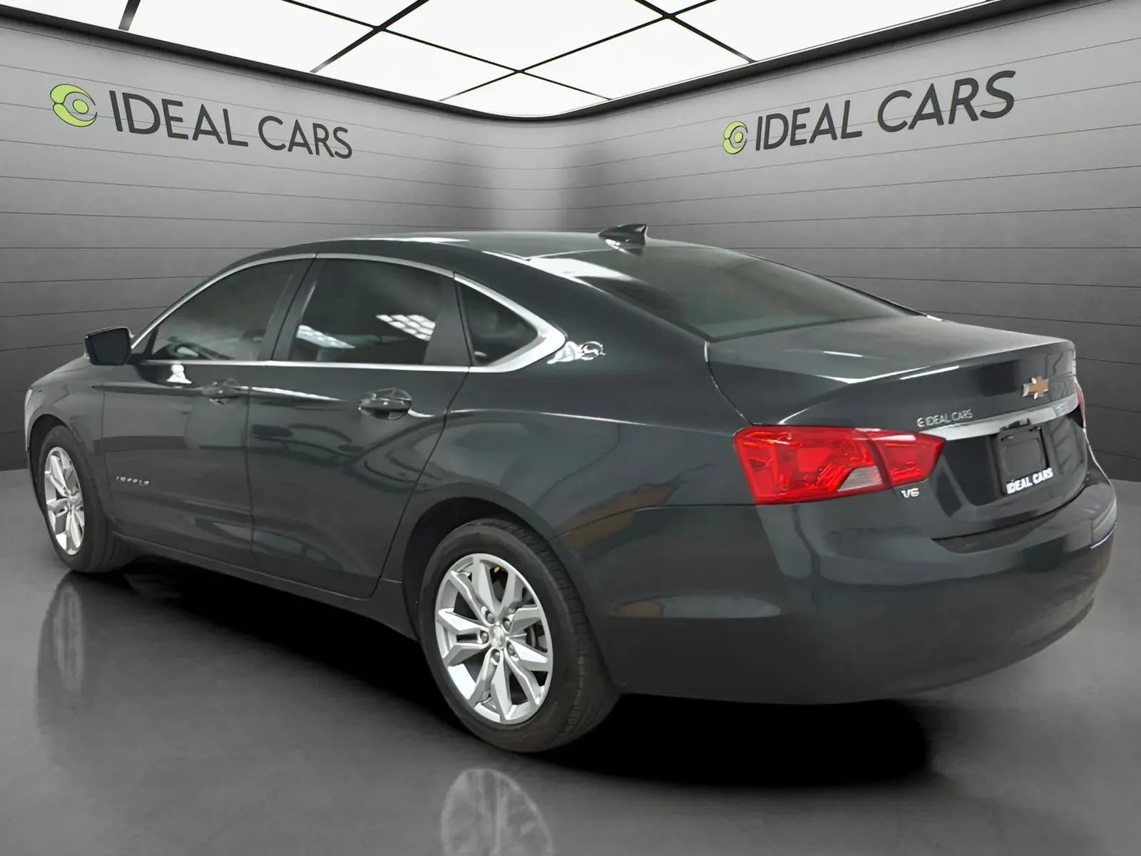 Used 2018 Chevrolet Impala LT FWD image 7