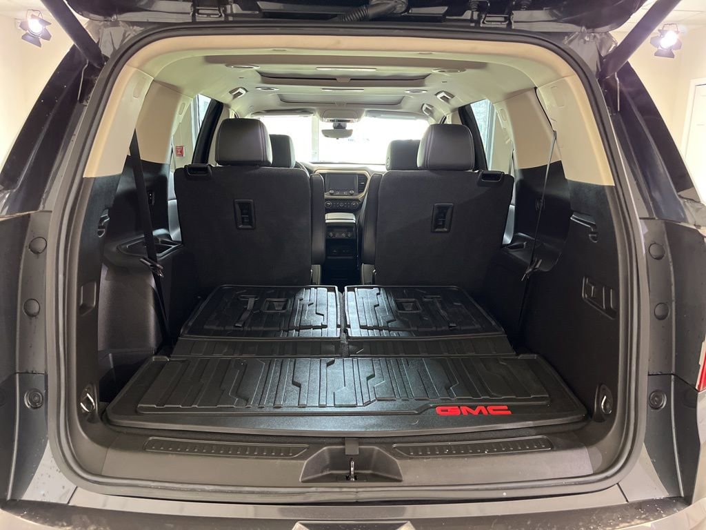 Used 2023 GMC Acadia Denali w/ Denali Ultimate Package image 15