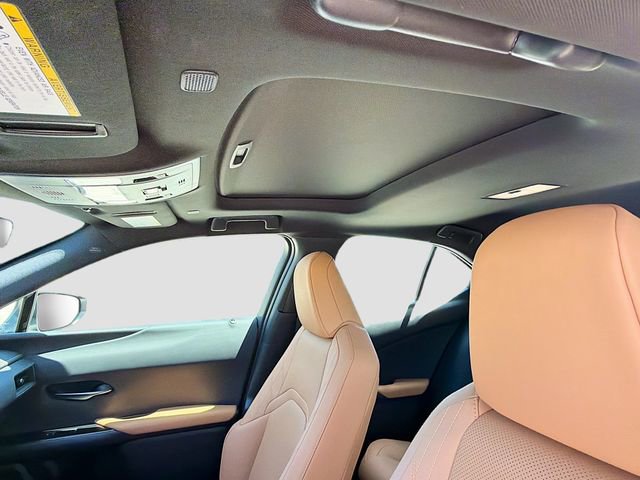 Used 2025 Lexus UX 300h FWD w/ Accessory Package (Z1) image 26