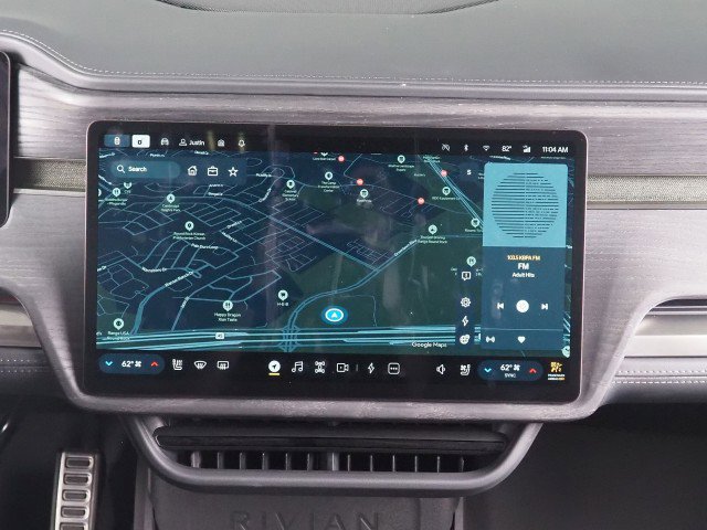 Used 2024 Rivian R1S AWD Adventure image 29