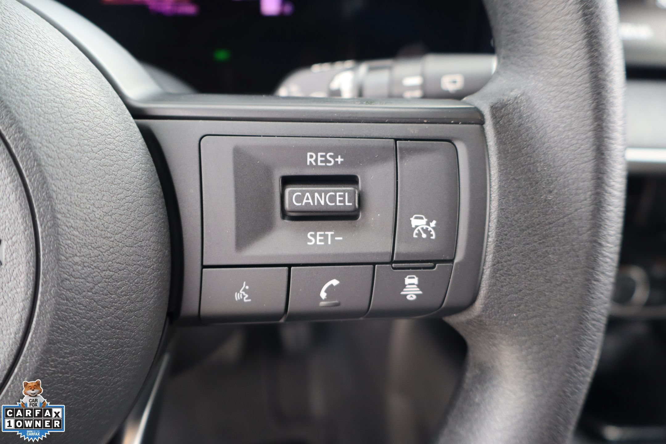 Used 2025 Nissan Kicks SV FWD image 16