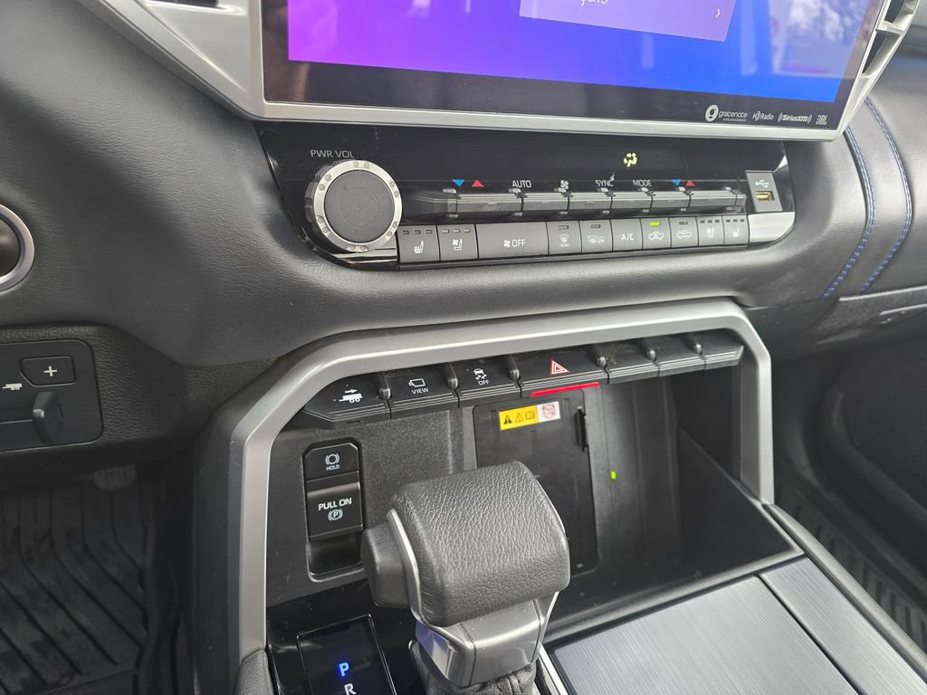 Used 2023 Toyota Tundra Platinum AWD/4WD image 26