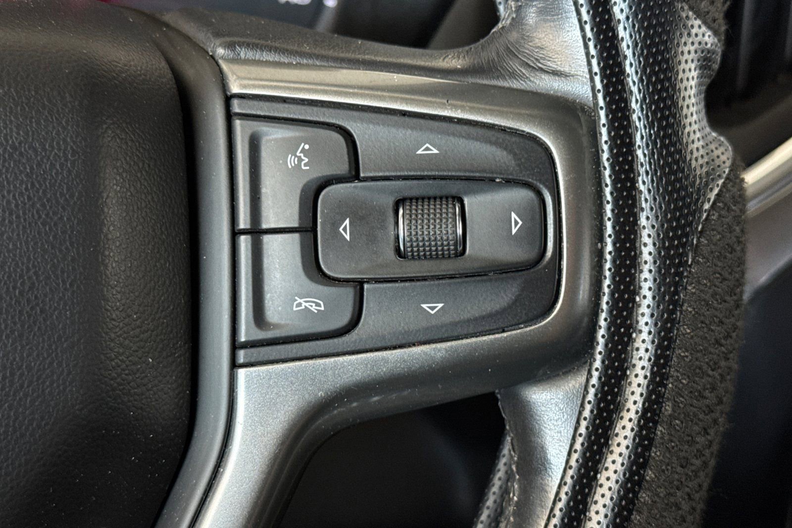 Used 2020 Chevrolet Silverado 1500 RST w/ All-Star Edition AWD/4WD image 27