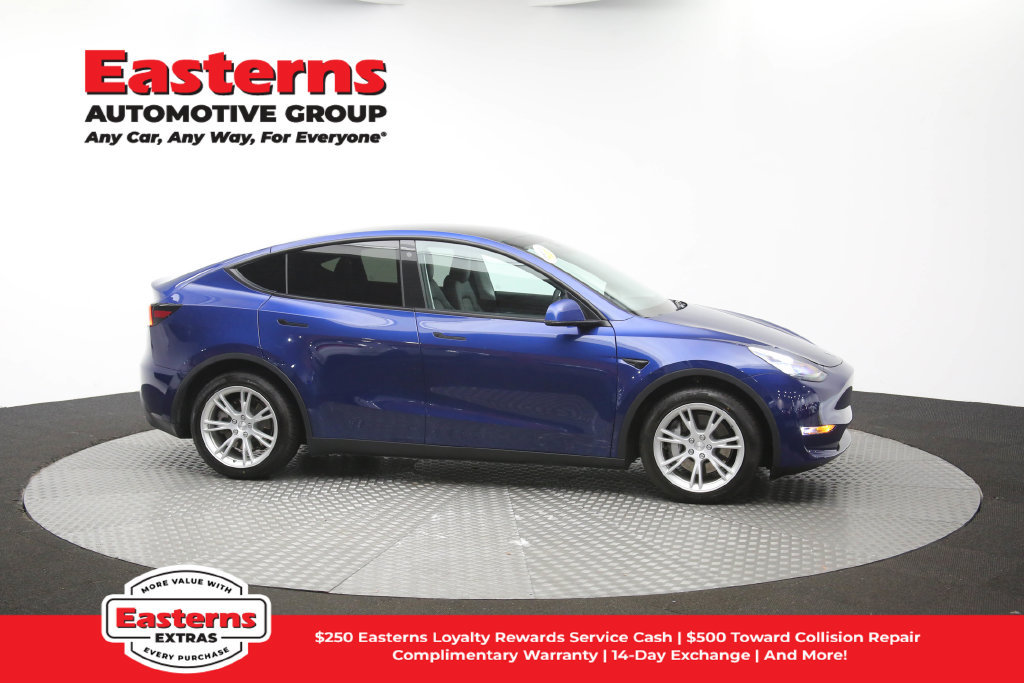 Used 2021 Tesla Model Y Long Range AWD/4WD image 44