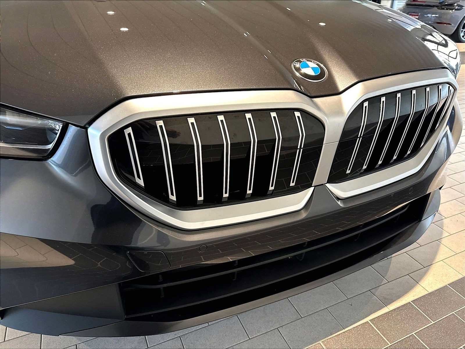 Used 2026 BMW 540i xDrive AWD/4WD image 33