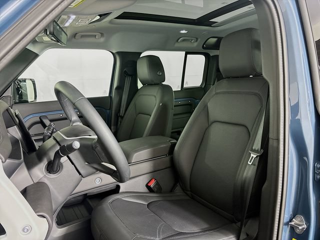 New 2025 Land Rover Defender 110 S AWD/4WD image 20