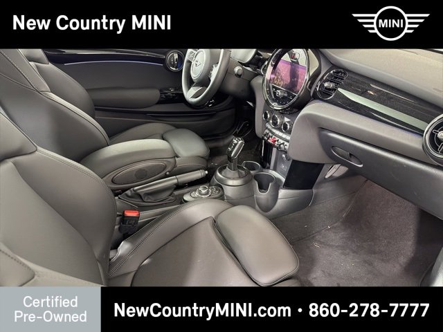 Certified 2024 MINI Cooper 2-Door Hardtop image 18