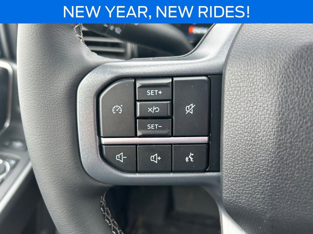 New 2026 Ford F350 Lariat w/ Black Appearance Package image 36