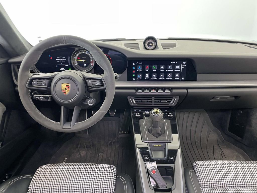 Certified 2022 Porsche 911 GT3 RWD image 21