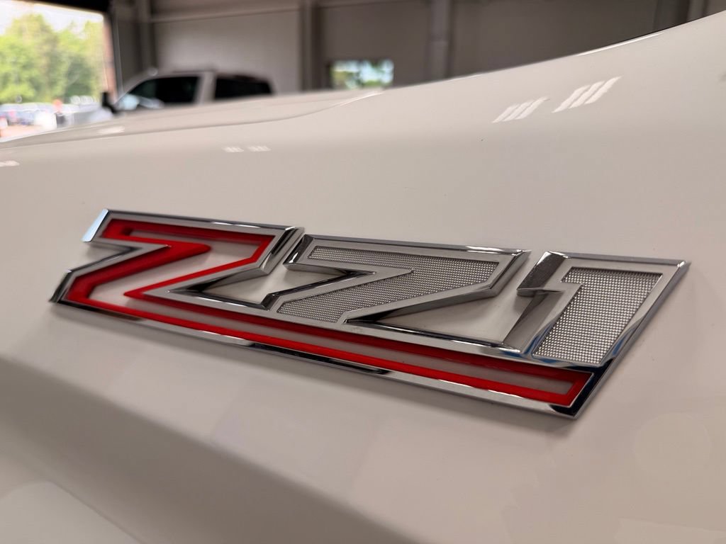 Used 2019 Chevrolet Silverado 1500 RST AWD/4WD image 14