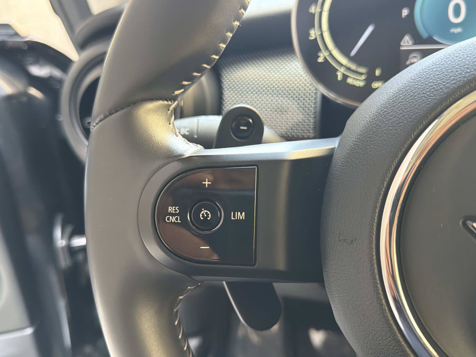 Used 2024 MINI Cooper S w/ Signature Upholstery Package FWD image 14