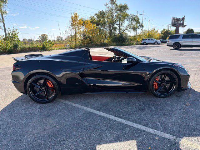 Used 2025 Chevrolet Corvette E-Ray w/ Stealth Interior Trim Package AWD/4WD image 30