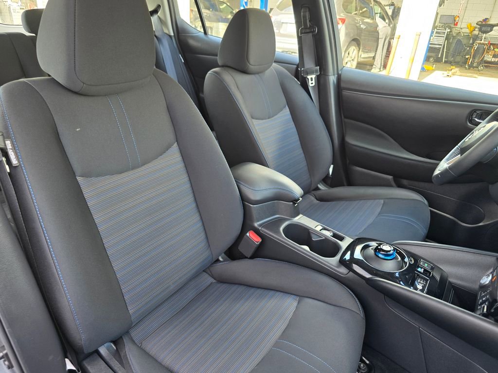 Used 2024 Nissan Leaf SV Plus image 11