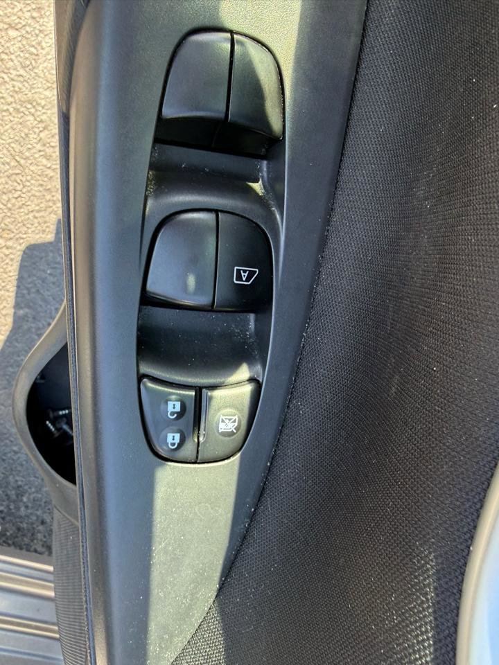 Used 2017 Nissan Sentra SV FWD image 12