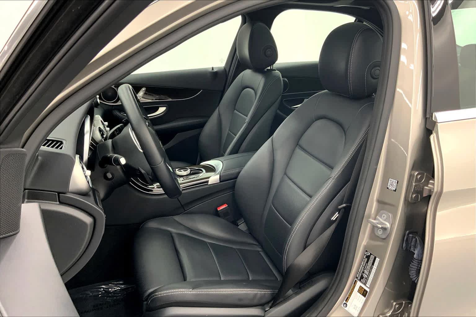 Used 2019 Mercedes-Benz C 300 Sedan image 18