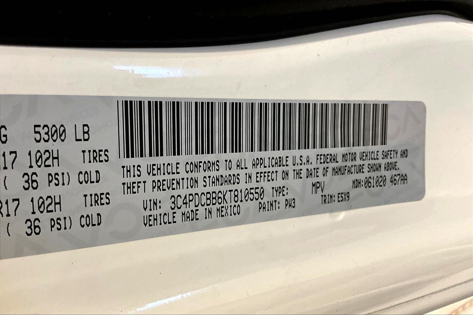 Used 2019 Dodge Journey SE w/ Connectivity Group FWD image 18